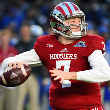 Dec 26, 2015; Bronx, NY, USA; Indiana Hoosiers quarterback Nate Sudfeld (7) drops back to pass against the Duke Blue Devils.
