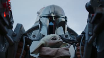 (L-R): Din Djarin (Pedro Pascal) and Grogu in Lucasfilm's THE MANDALORIAN, season three, exclusively on Disney+. ©2023 Lucasfilm Ltd. & TM. All Rights Reserved.