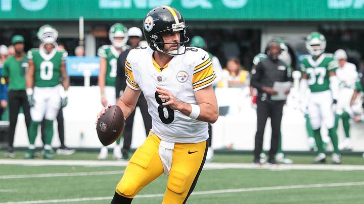 Aaron Rodgers Makes NFL History in Pittsburgh Steelers Debut