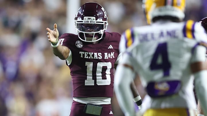 Texas A&M Aggies quarterback Marcel Reed (10)
