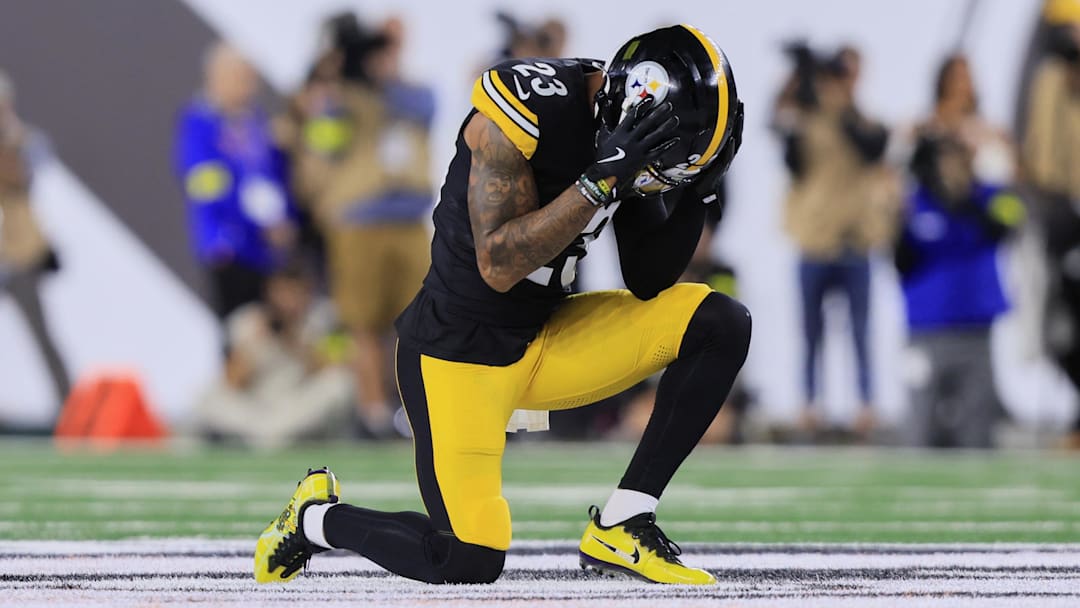 Oct 16, 2025; Cincinnati, Ohio, USA; Pittsburgh Steelers cornerback Darius Slay (23) reacts after failing to intercept a pass thrown by Cincinnati Bengals quarterback Joe Flacco (16) during the first quarter at Paycor Stadium. Mandatory Credit: Katie Stratman-Imagn Images