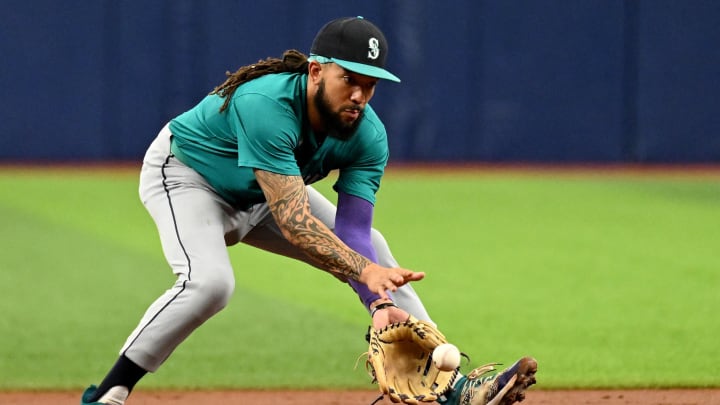 Seattle Mariners shortstop J.P. Crawford (3) fields a ground ball against the Tampa Bay Rays in the first inning at Tropicana Field on June 26.ay Rays in the first inning at Tropicana Field on June 26.