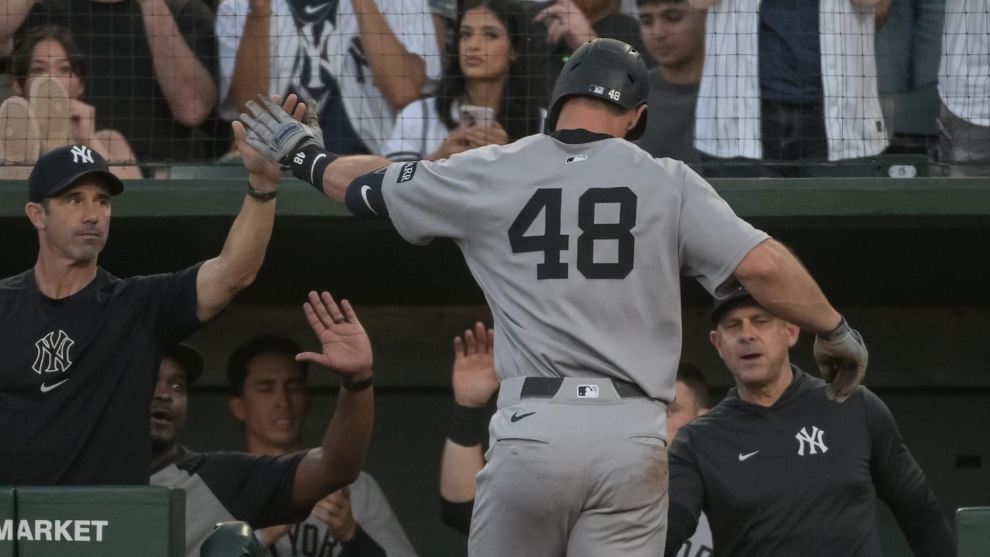 Cardinals Trade Talks Expected Around $260M All-Star Arenado