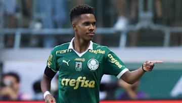 Estêvão foi o craque do Brasileirão 2024
