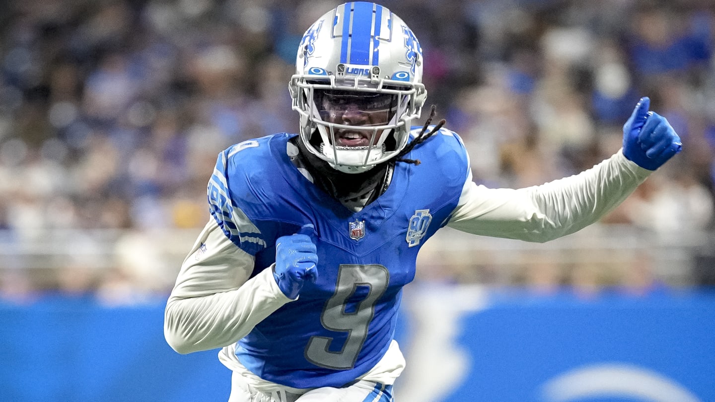 Detroit Lions running back Jahmyr Gibbs (26) warms up before the first half  of a preseason NFL football game between the Detroit Lions and the  Jacksonville Jaguars, Saturday, Aug. 19, 2023, in