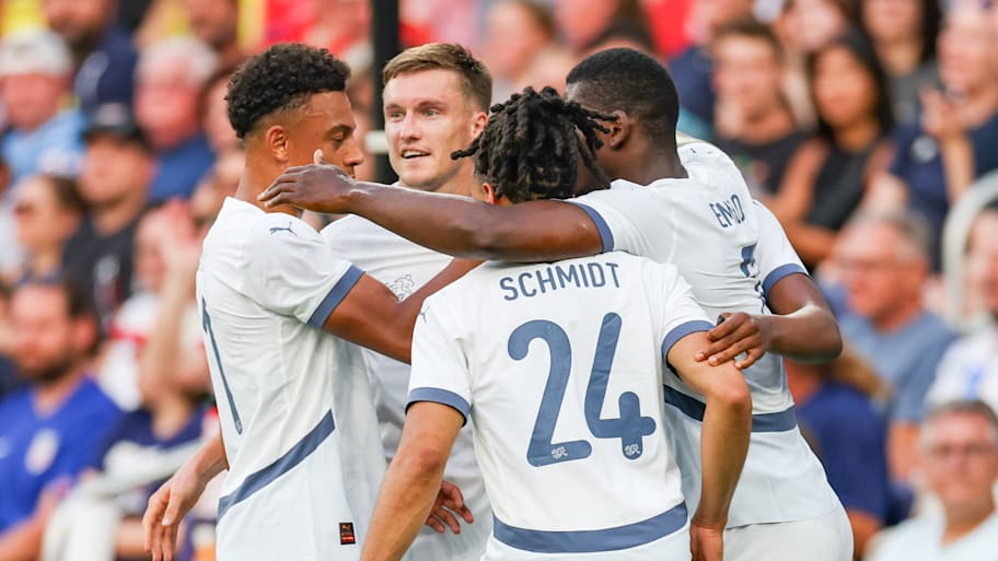 Switzerland had no trouble putting four past the USMNT in the first half. | Getty Images/Donald Page/USSF