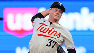 Cincinnati Reds v Minnesota Twins