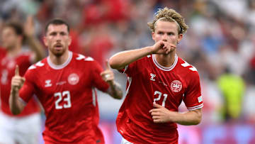 Le Danemark obtient la deuxième place du groupe C de l'Euro 2024 sur le fil.