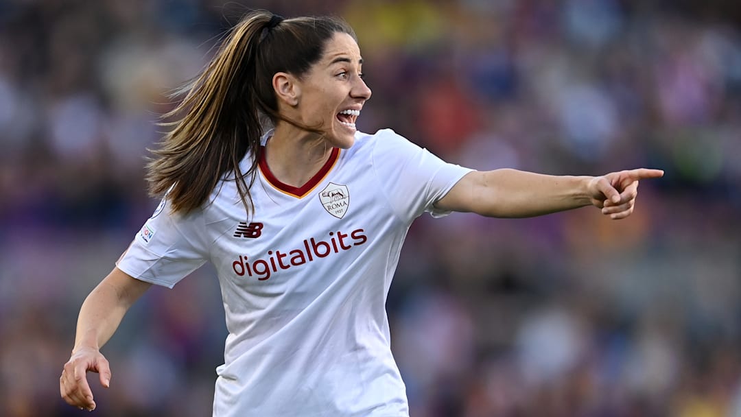 球队布莱顿签下前巴塞罗那队长维琪·洛萨达