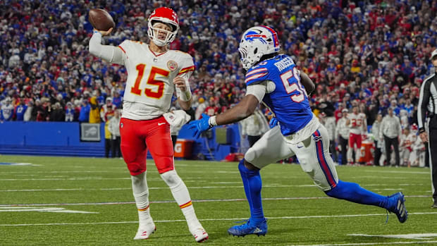 The Bills looked to shut down the Chiefs' run game in hopes of slowing down Kansas City's offense.