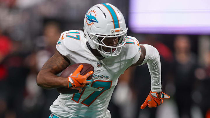 Miami Dolphins wide receiver Jaylen Waddle faces the Cincinnati Bengals in Week 16.