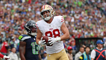 San Francisco 49ers tight end Jake Tonges (88)