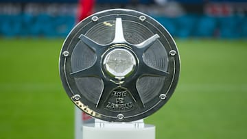 Die Meisterschale der 2. Bundesliga