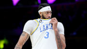 Davis salió lesionado del juego más reciente de los Lakers