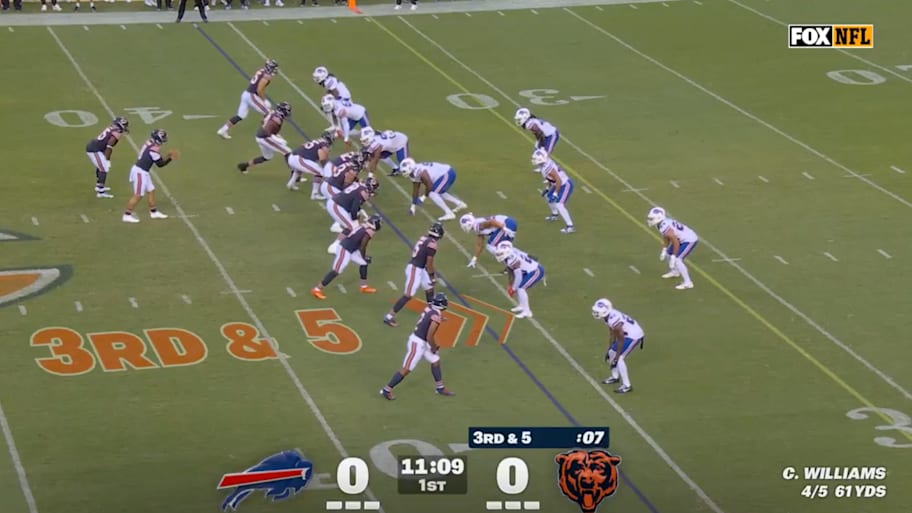 Fox brought back a similar scorebug as the one they debuted during the Super Bowl for the Bills-Bears preseason game.  | Fox Sports.
