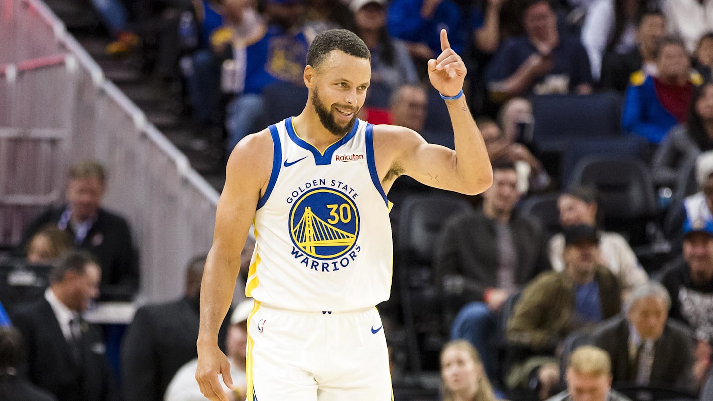 Beautiful Warriors' Jimmy Butler: Drops 33 Points In Defeat View Concept