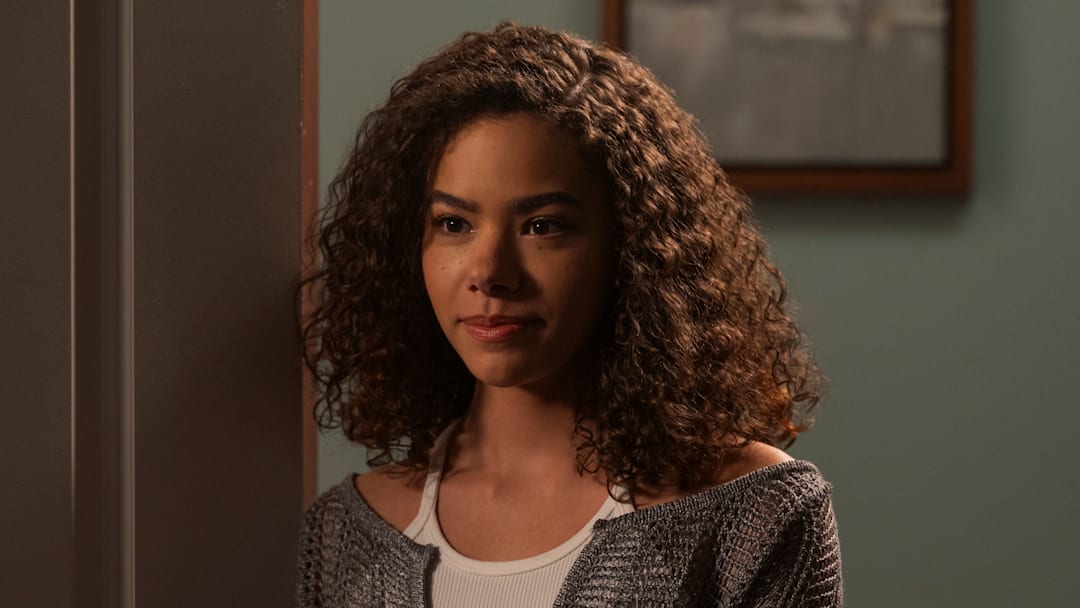 Ginny & Georgia. Antonia Gentry as Ginny Miller in episode 303 of Ginny & Georgia. Cr. Amanda Matlovich/Netflix © 2025 Ginny & Georgia. Antonia Gentry as Ginny Miller in episode 303 of Ginny & Georgia. Cr. Amanda Matlovich/Netflix © 2025