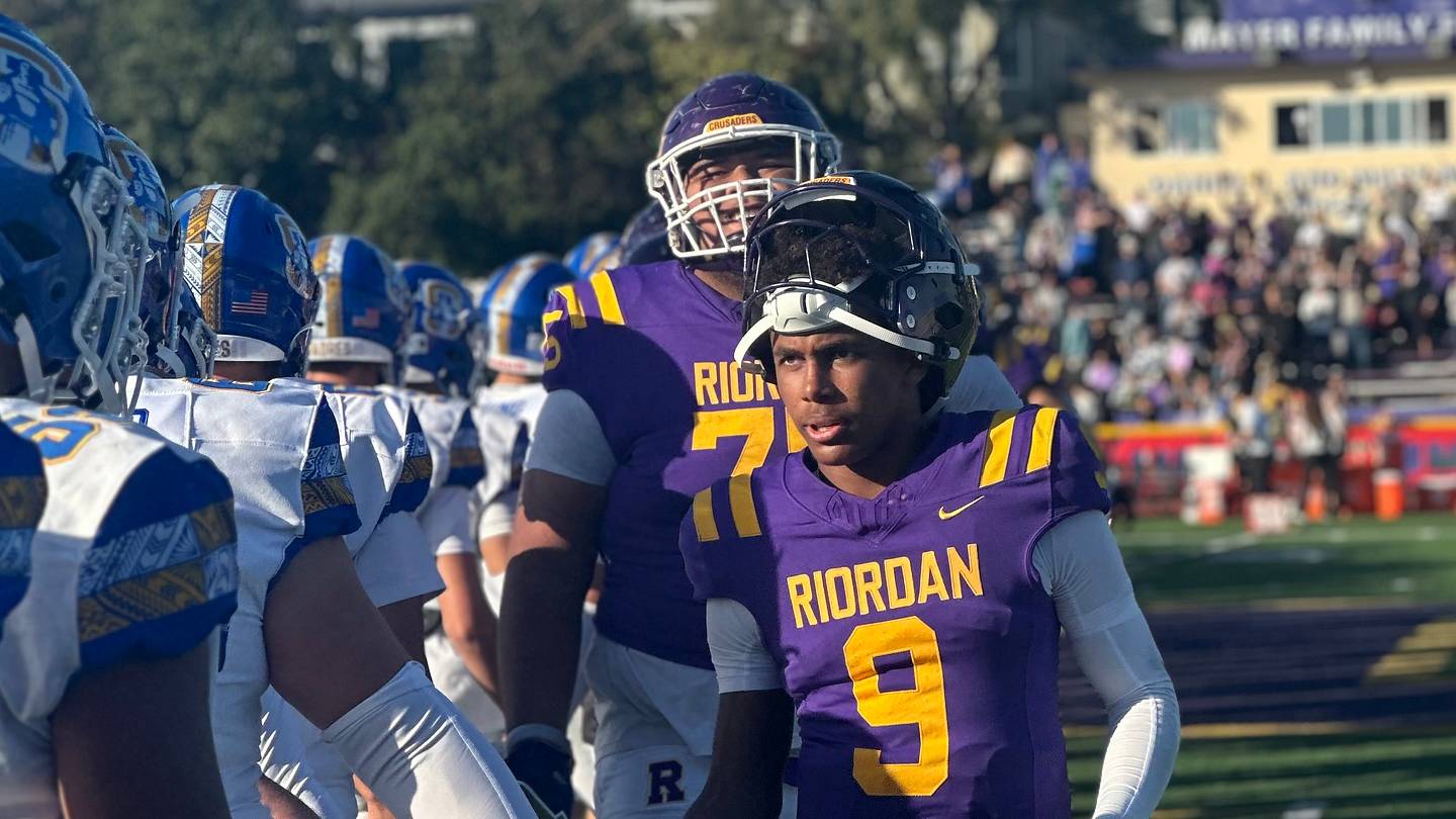 Vanderbilt-bound QB Mitchell leads No. 11 Riordan to ninth straight win ...