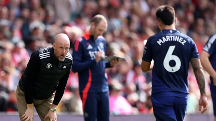 Ten Hag had to withdraw Martinez