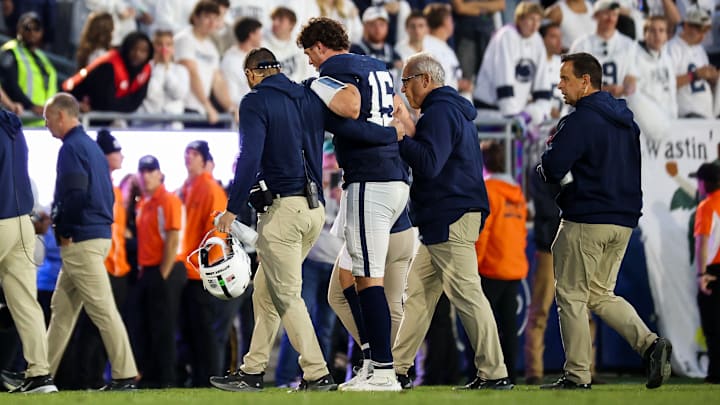 Penn State football quarterback Drew Allar