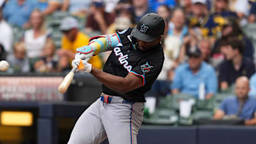 Miami Marlins v Milwaukee Brewers