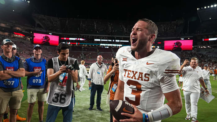 Texas Longhorns quarterback Quinn Ewers (3) celebrates the 34-24 win over Alabama at Bryant-Denny