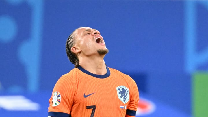 Gol Xavi Simons dalam laga Belanda vs Prancis dianulir akibat offside.
