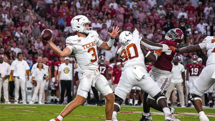 Texas Longhorns quarterback Quinn Ewers (3) throws a pass during the game against Alabama at Bryant-Denny Stadium on Saturday, Sep. 9, 2023 in Tuscaloosa, Alabama.