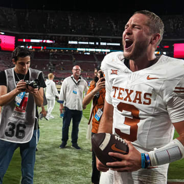 Texas Longhorns quarterback Quinn Ewers (3) celebrates the 34-24 win over Alabama at Bryant-Denny Stadium on Saturday, Sep. 9, 2023 in Tuscaloosa, Alabama.
