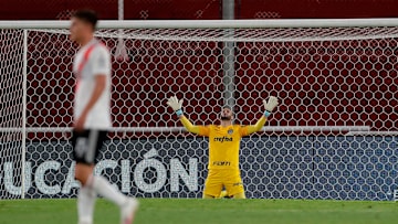 Weverton é um dos remanescentes do Palmeiras x River de 2021