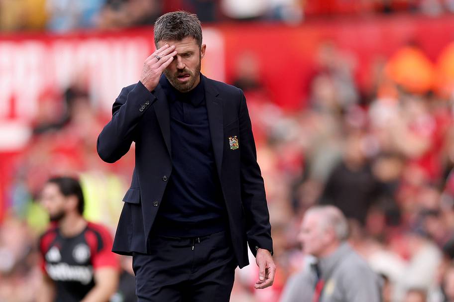 Michael Carrick scratching his furrowed brow.