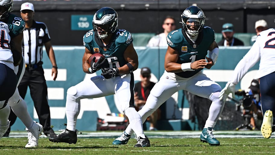 Eagles running back Saquon Barkley