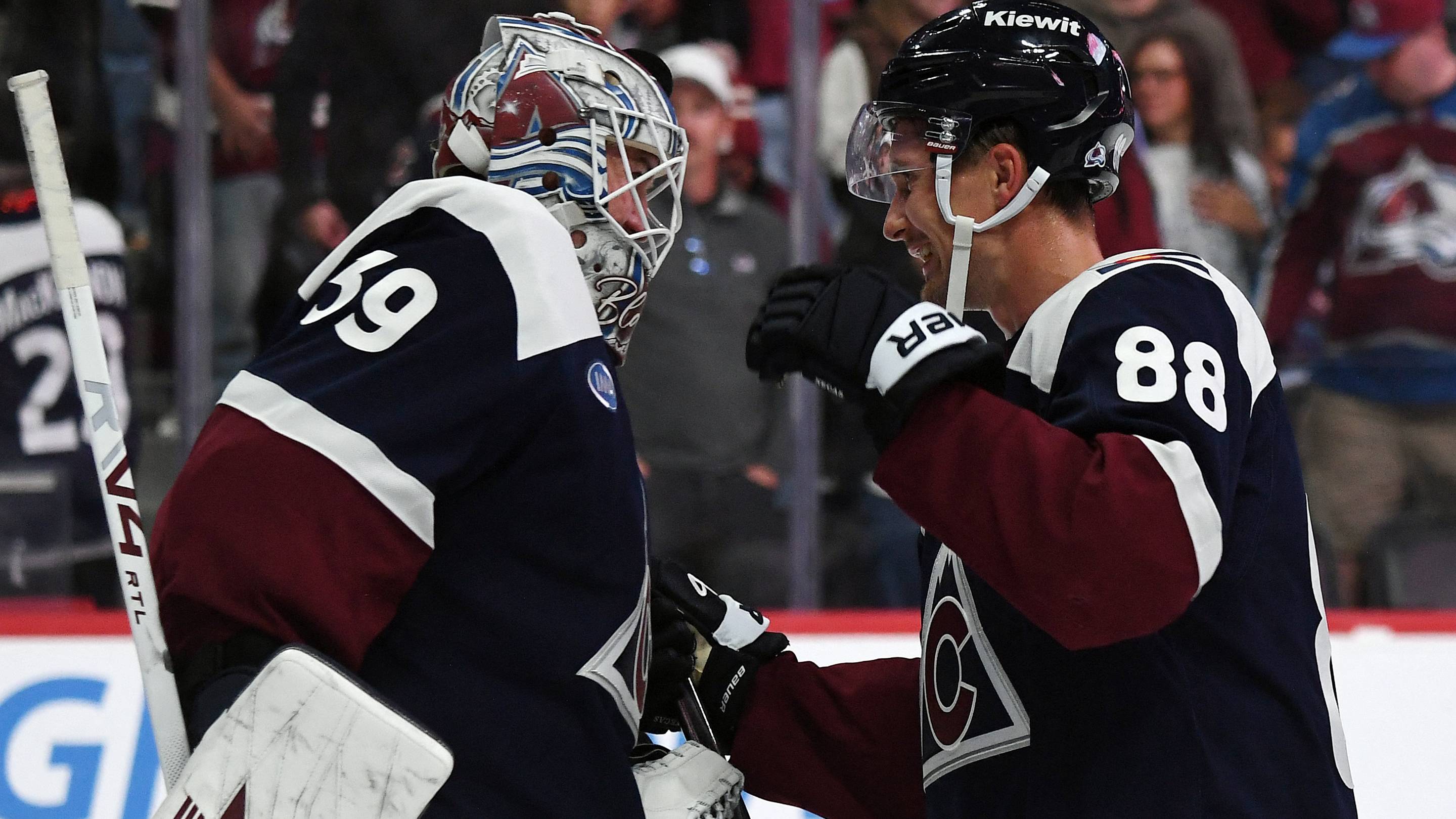 Avalanche make another statement in 6-1 rout of Blues