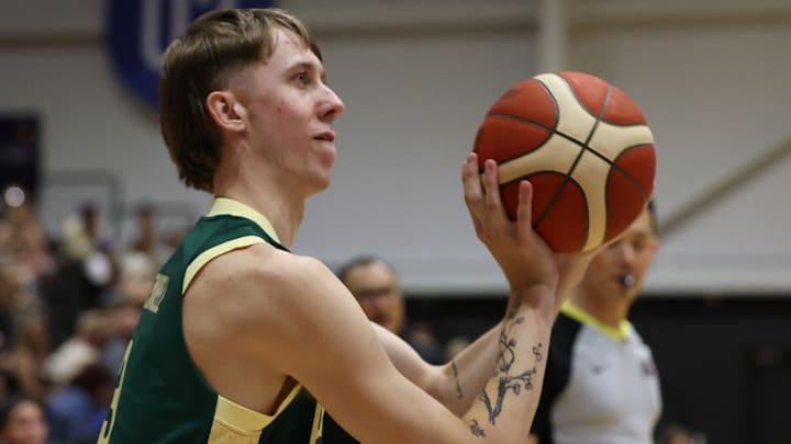 Syracuse basketball assistant Brenden Straughn is in Switzerland watching 4-star Luke Fennell and 5-star Jordan Smith Jr.