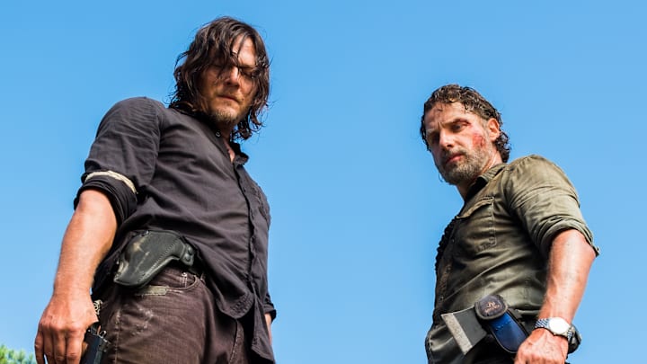 Charles Halford as Yago, Norman Reedus as Daryl Dixon, Andrew Lincoln as Rick Grimes - The Walking Dead _ Season 8, Episode 5 - 
