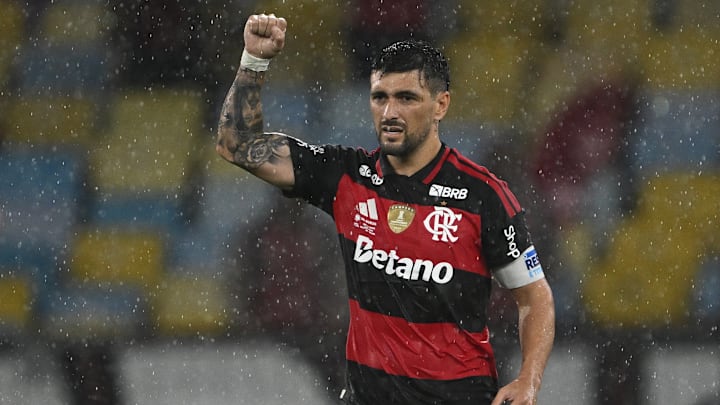 Flamengo e Vasco se enfrentam no Maracanã em mais um capítulo do Clássico dos Milhões pelo Brasileirão