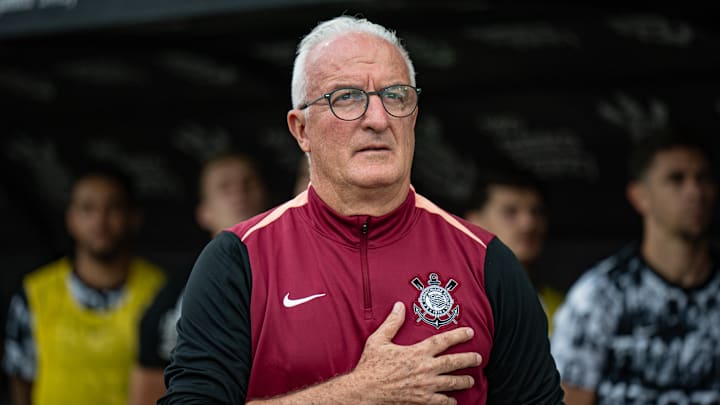 Dorival Júnior foi demitido na noite deste domingo (5)