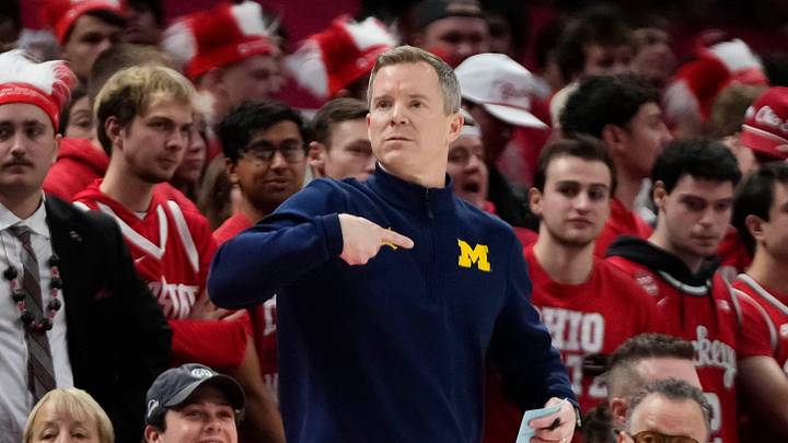 Whose the odd's on favorite to the win the Big Ten?