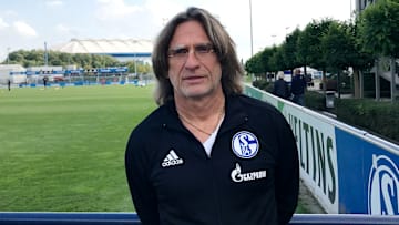 Schalke-Nachwuchstrainer Norbert Elgert
