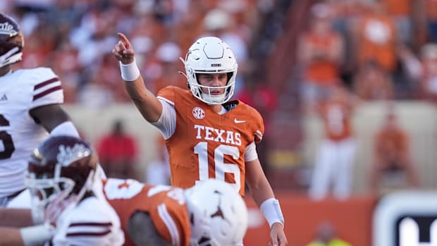 Arch Manning, Texas Longhorns football quarterback