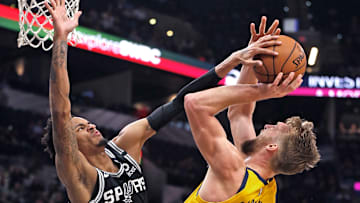  Dejounte Murray, Domantas Sabonis