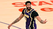 Davis jugará situacionalmente como el centro de los Lakers