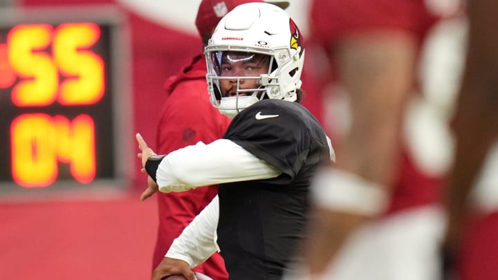 Arizona Cardinals quarterback Kyler Murray (1) throws the ball during training camp at State Farm Stadium on Aug 6, 2024, in Glendale, Ariz.