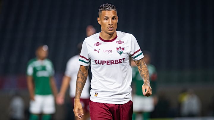 Arana foi um dos contratados pelo Fluminense para 2026
