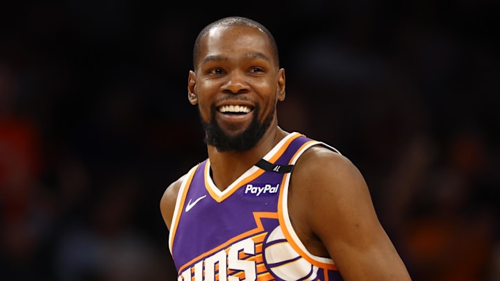 Mar 24, 2025; Phoenix, Arizona, USA; Phoenix Suns forward Kevin Durant (35) reacts against the Milwaukee Bucks at Footprint Center. Mandatory Credit: Mark J. Rebilas-Imagn Images Mar 24, 2025; Phoenix, Arizona, USA; Phoenix Suns forward Kevin Durant (35) reacts against the Milwaukee Bucks at Footprint Center. Mandatory Credit: Mark J. Rebilas-Imagn Images