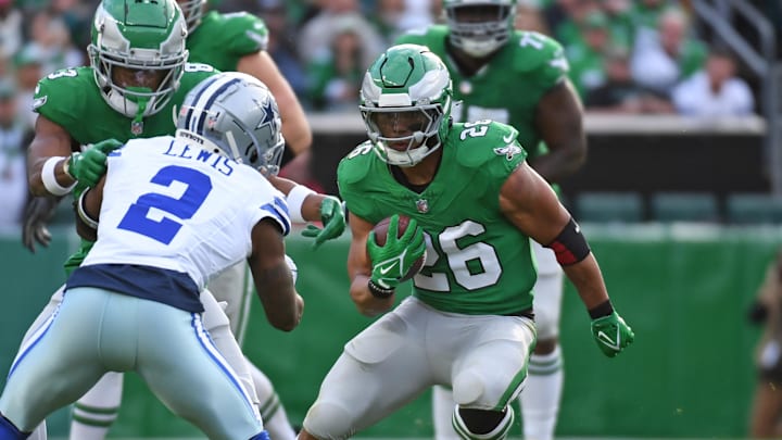 Philadelphia Eagles running back Saquon Barkley runs with the football against the Dallas Cowboys at Lincoln Financial Field