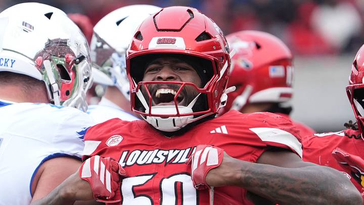 Louisville Cardinals defensive end Wesley Bailey.