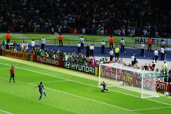 Fabio Grosso Fabien Barthez Itália França Final Copa Mundo 2006