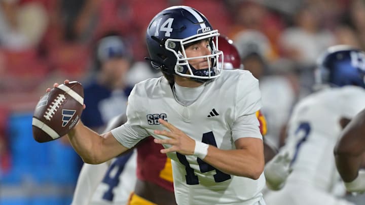 Georgia Southern will play Appalachian State in the Birmingham Bowl Georgia Southern will play Appalachian State in the Birmingham Bowl