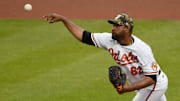 César Valdez jugó en el 2021 en la MLB con los Orioles de Baltimore 